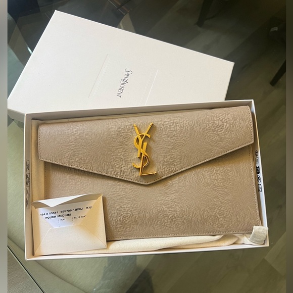 Saint Laurent Uptown Clutch - Picture 6 of 6